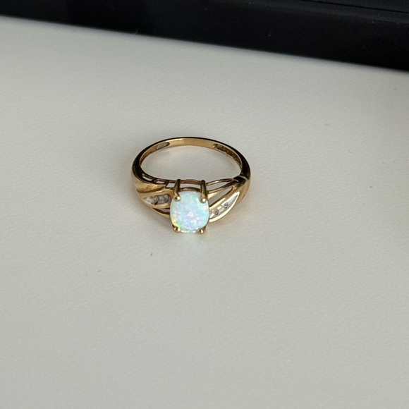 10k gold opal ring - Picture 2 of 6